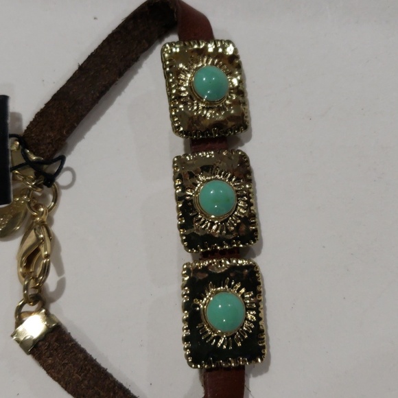 🌿 Express Brown Leather & Gold-Tone Turquoise Accent Bracelet – Boho Chic ✨ - Picture 4 of 8
